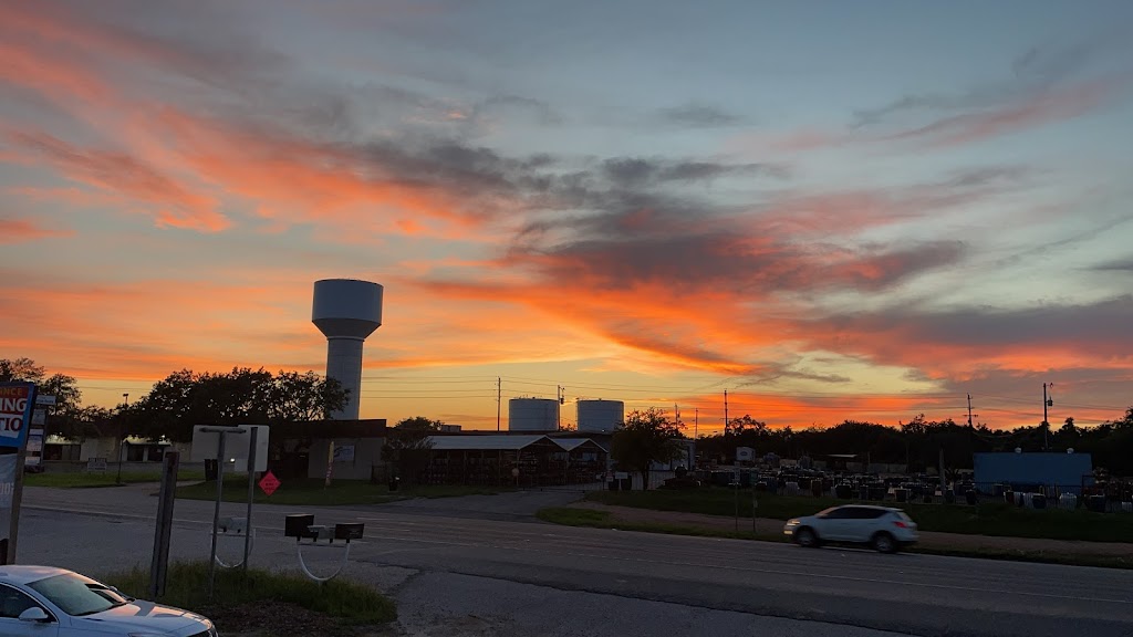 Good Burger Co. ‘Best In Town” | restaurant | 12013 US-290, Austin, TX 78737, USA | 8305103550 OR +1 830-510-3550