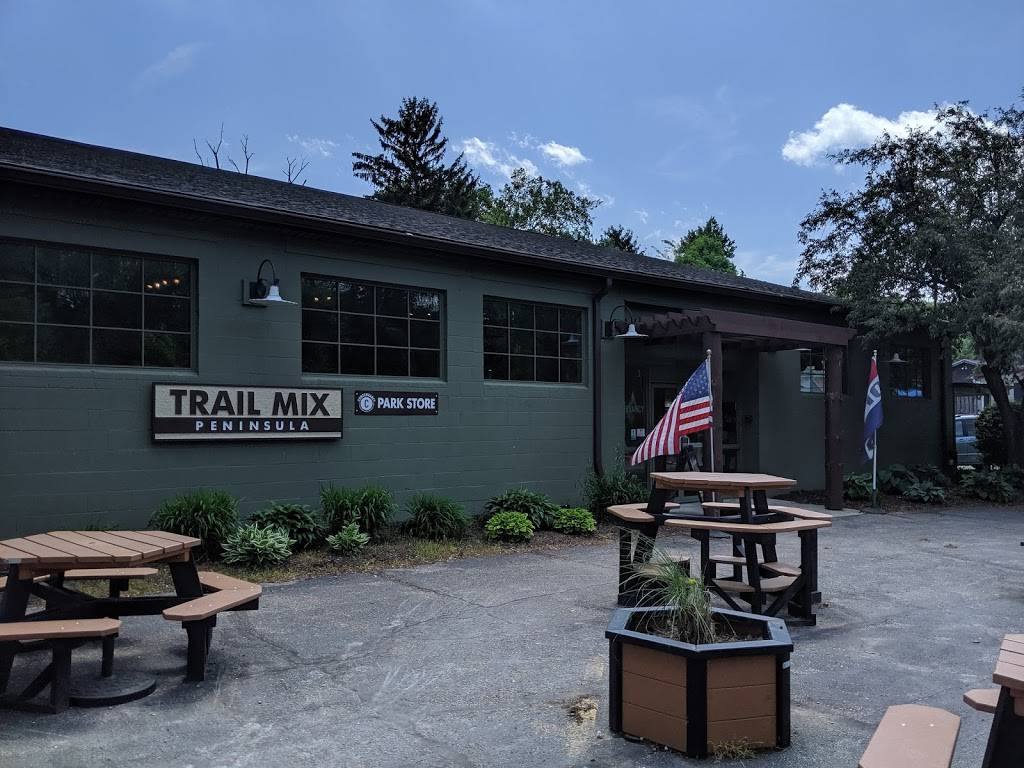 Trail Mix Peninsula | meal takeaway | 1600 Mill St W, Peninsula, OH 44264, USA | 3306572091 OR +1 330-657-2091
