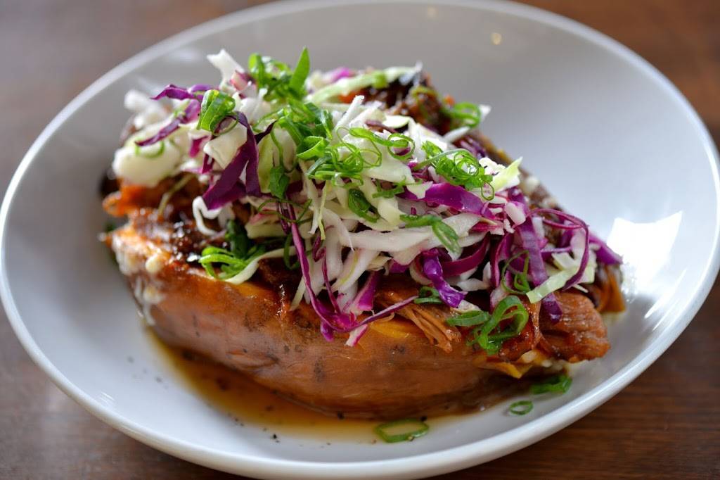 Dish Society | restaurant | 5740 San Felipe St #100, Houston, TX 77057, USA | 8325381060 OR +1 832-538-1060