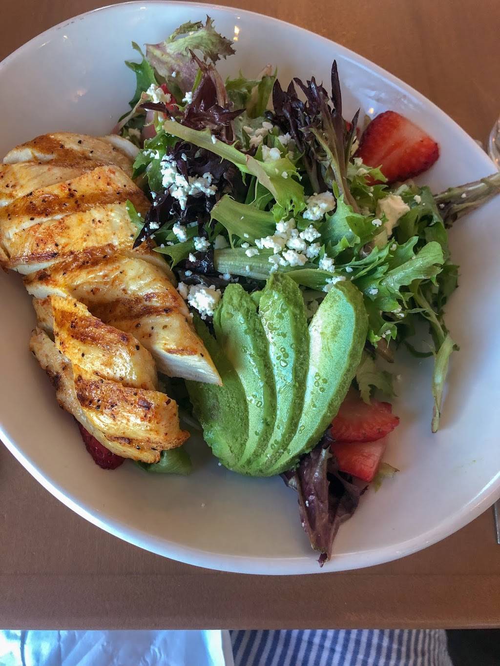 eat. Casual Scratch Kitchen | restaurant | 145 E Sunset Rd B 300, El Paso, TX 79922, USA | 9152495515 OR +1 915-249-5515