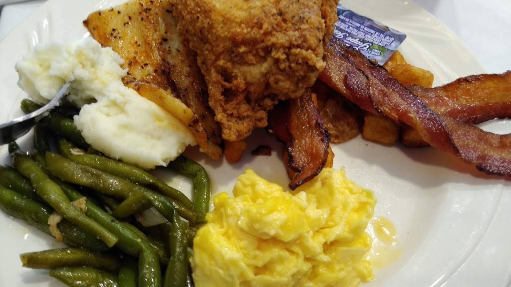 The Garrison | restaurant | 6002 N Post Rd, Indianapolis, IN 46216, USA | 3176386000 OR +1 317-638-6000