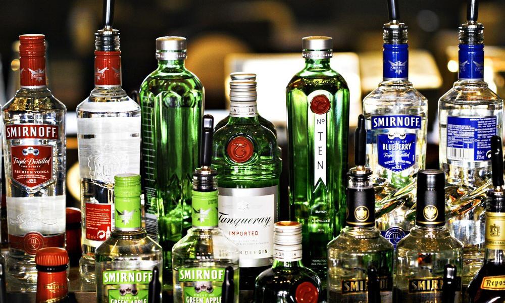 South Avenue Bar | meal delivery | 643 5th Ave S, Naples, FL 34102, USA | 2392345641 OR +1 239-234-5641