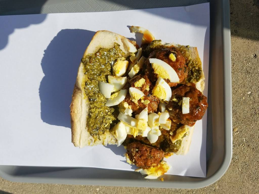 The Rougaroux | restaurant | 817 39th St S, Birmingham, AL 35222, USA | 2055186677 OR +1 205-518-6677