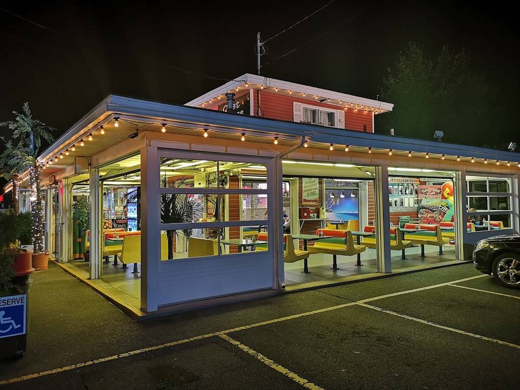 Cantine La Fringale | restaurant | 100 Boulevard Sir-Wilfrid-Laurier, McMasterville, QC J3G 1P8, Canada | 4505361713 OR +1 450-536-1713