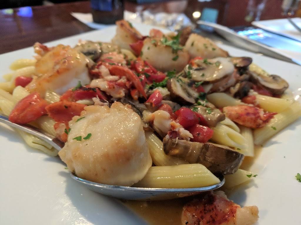 Lyonville Tavern and Restaurant | restaurant | 315 Plymouth St, Halifax, MA 02338, USA | 7817540001 OR +1 781-754-0001