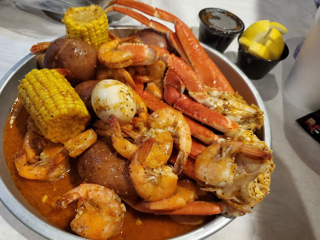 The Mighty Crab | restaurant | 4101 Pecanland Mall Dr, Monroe, LA 71203, USA | 3188075999 OR +1 318-807-5999