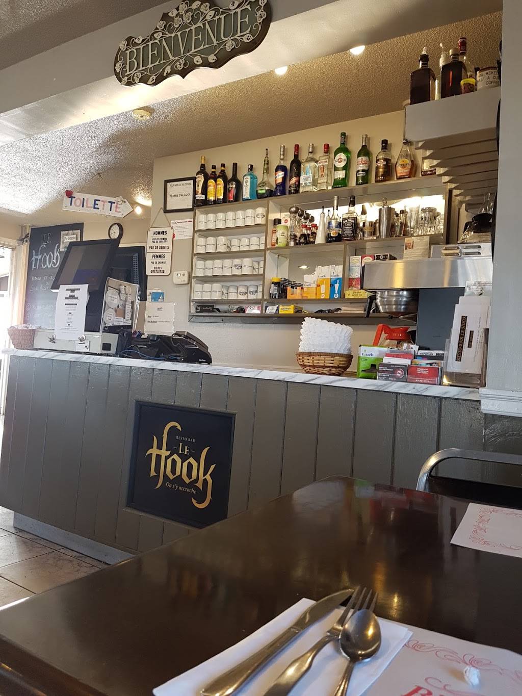 Le Hook, Resto Bar | restaurant | 1220 Rue de Neuville, Gatineau, QC J8M 2E7, Canada | 8199865555 OR +1 819-986-5555