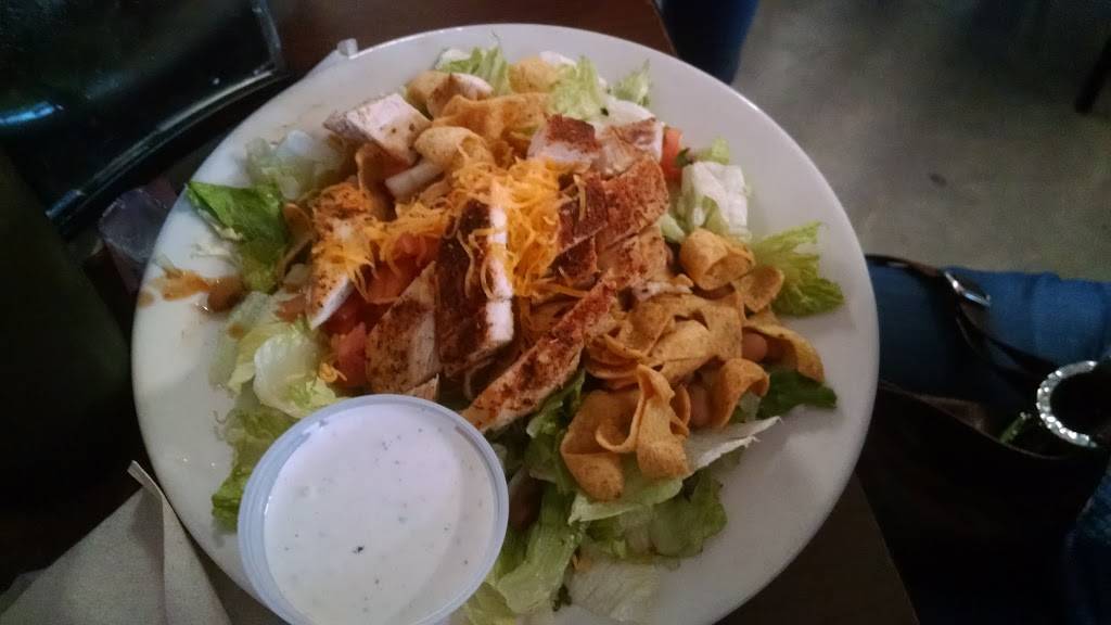 Lonesome Spur Cafe & Catering | restaurant | 218 S, 7002, FM156, Justin, TX 76247, USA | 9406482600 OR +1 940-648-2600