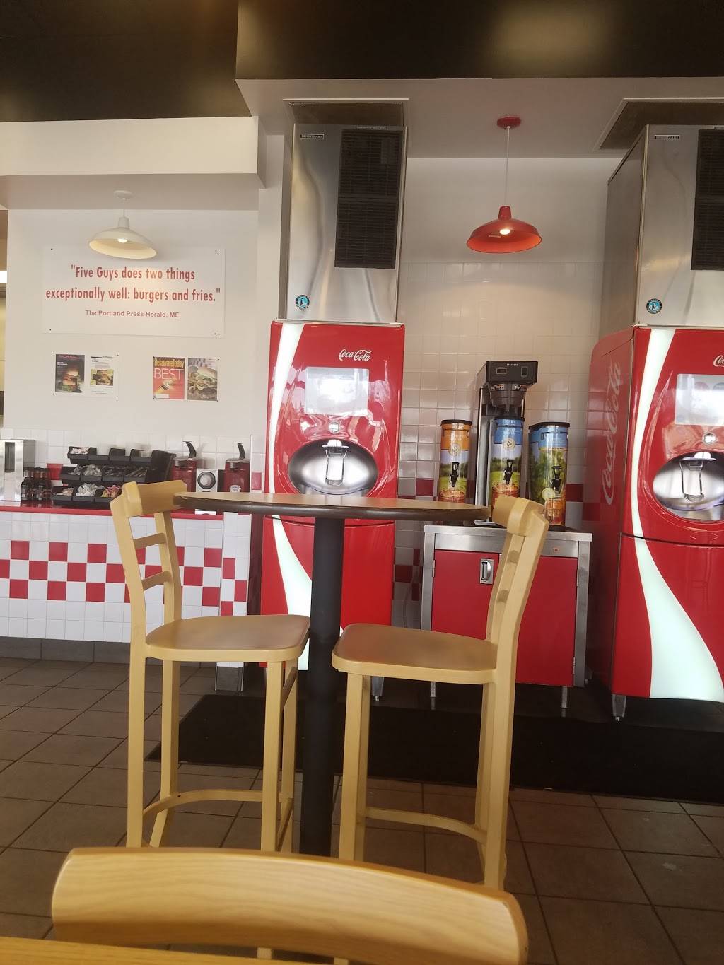 Five Guys Burgers and Fries | restaurant | 175 Goodman Rd W, Southaven, MS 38671, USA | 6625485368 OR +1 662-548-5368