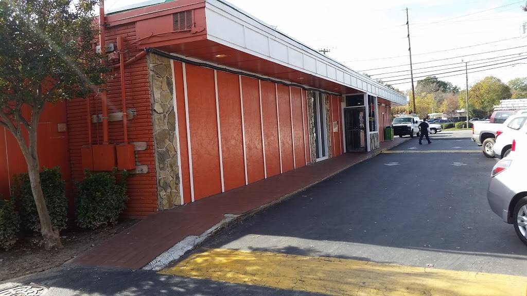 El Rodeo Mexican Restaurant | restaurant | 2404 Wake Forest Rd, Raleigh, NC 27608, USA | 9198331460 OR +1 919-833-1460