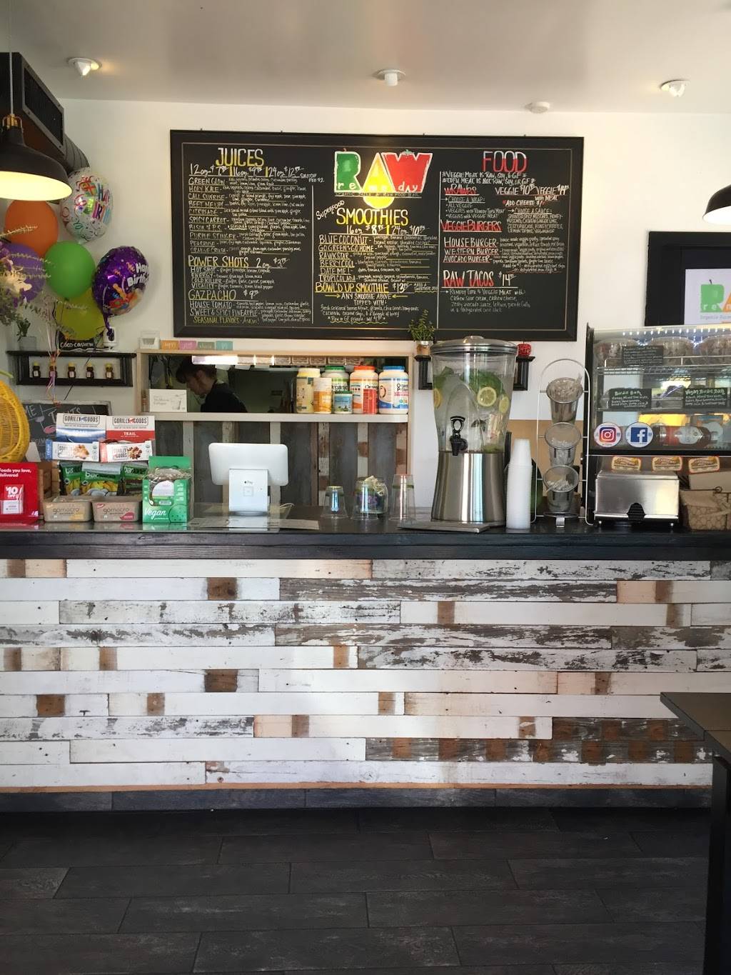 Raw Remedy Organic Juice & Raw Food Bar | restaurant | 116 La Plaza, Palm Springs, CA 92262, USA | 7605377227 OR +1 760-537-7227