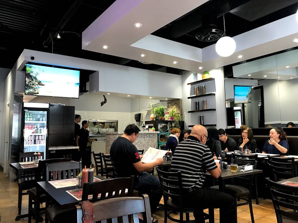 PHO XL | restaurant | 6990 Financial Drive #1G2, Mississauga, ON L5N 8J4, Canada | 9058138338 OR +1 905-813-8338