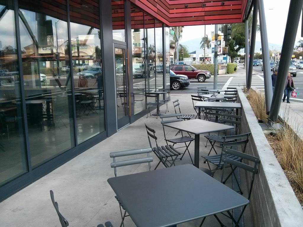 Chipotle Mexican Grill | restaurant | 1100 Truman St, San Fernando, CA 91340, USA | 8188982351 OR +1 818-898-2351