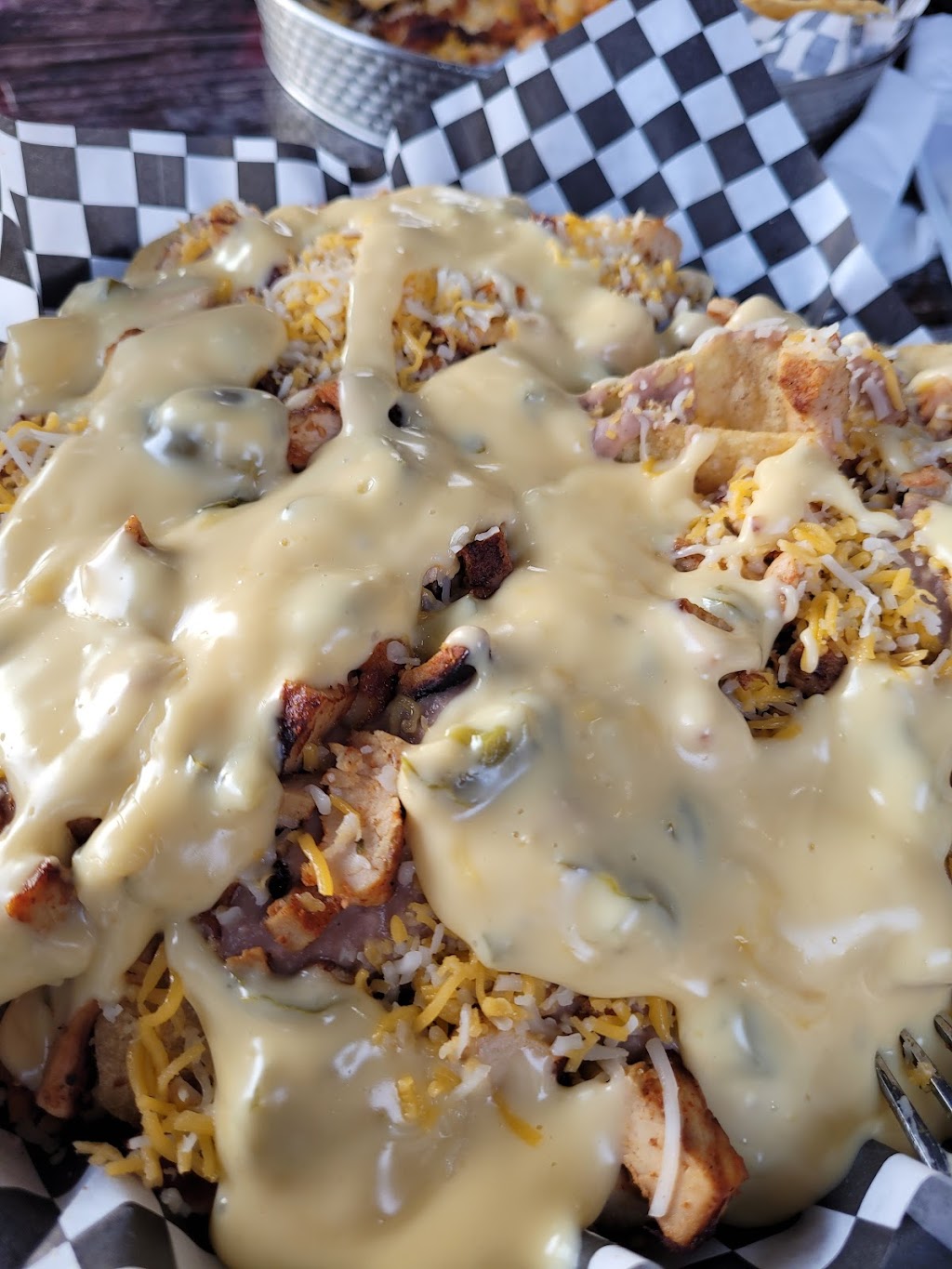 El Patron Tacos Sports Bar | restaurant | 2620 I-20, Grand Prairie, TX 75052, USA | 2142350044 OR +1 214-235-0044