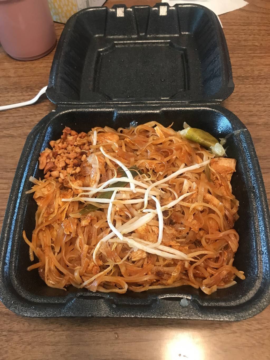 Thai King | restaurant | 34869 Mound Rd, Sterling Heights, MI 48310, USA | 5867950077 OR +1 586-795-0077