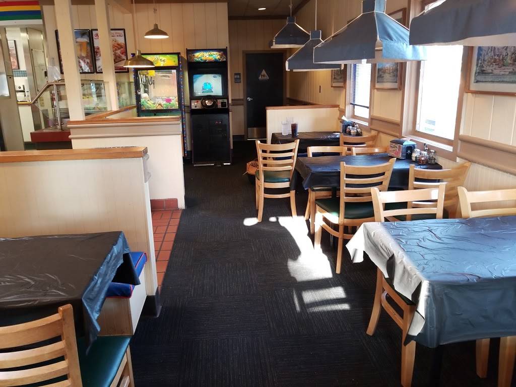 Round Table Pizza | meal delivery | 121 Hartnell Ave, Redding, CA 96002, USA | 5302249996 OR +1 530-224-9996