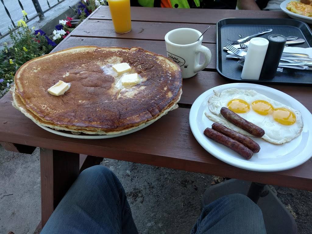 Shirley Mays | restaurant | 36065 Santiam Hwy SE, Albany, OR 97322, USA | 5419289662 OR +1 541-928-9662