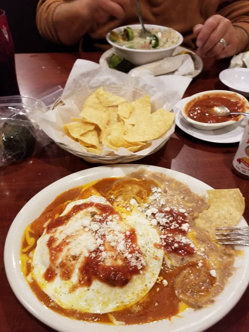 El Charrito Authentic Mexican Cuisine | restaurant | 5410 W Glendale Ave, Glendale, AZ 85301, USA | 6238474139 OR +1 623-847-4139