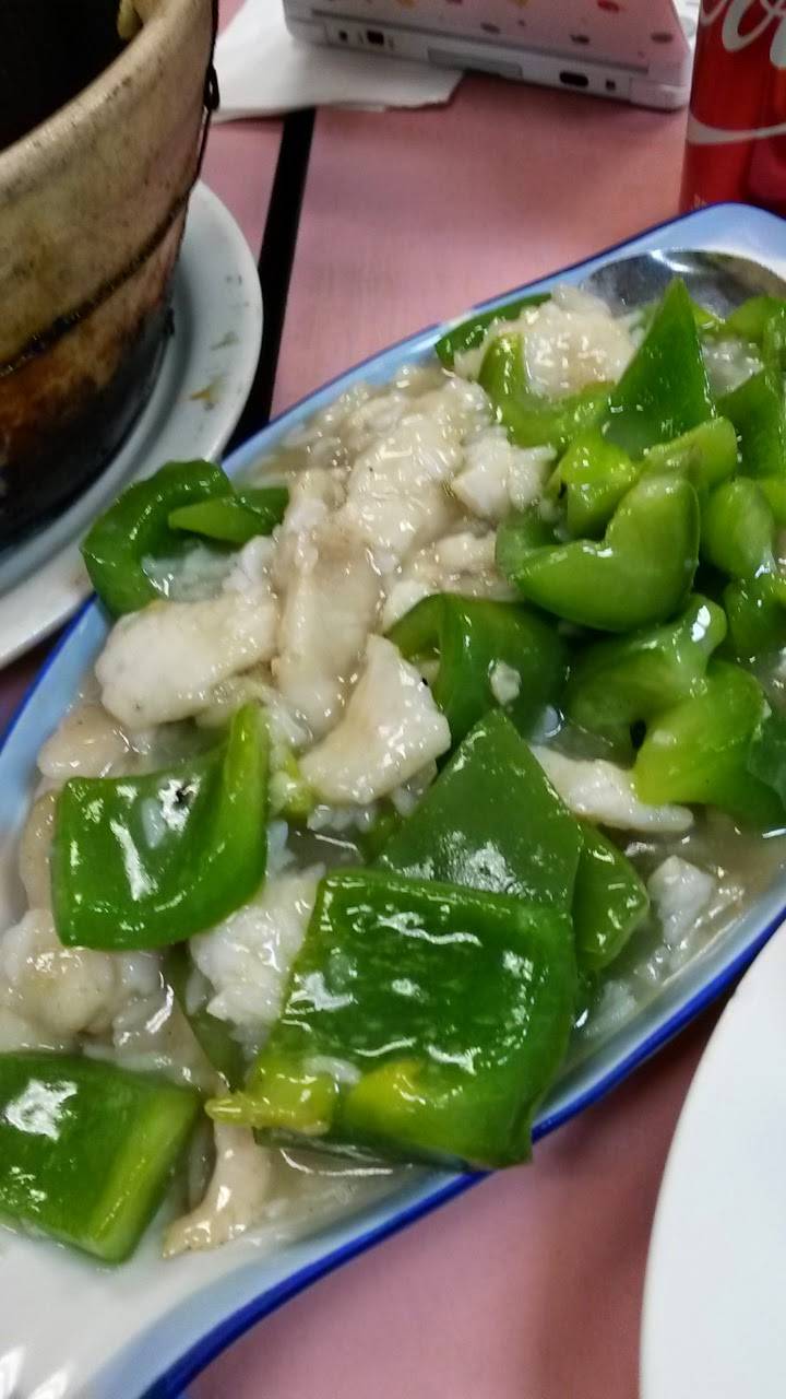 Shanghai Town | restaurant | 1260 Lake Blvd # 111, Davis, CA 95616, USA | 5307584663 OR +1 530-758-4663