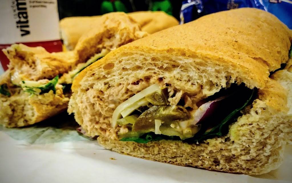 Subway | restaurant | 1629 E Michigan Ave, Lansing, MI 48912, USA | 5174842390 OR +1 517-484-2390
