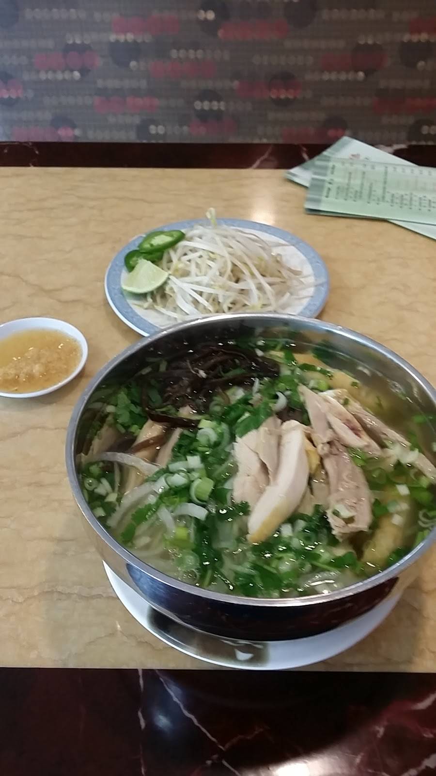 Pho Hai Kieu | restaurant | 1000 S San Gabriel Blvd, San Gabriel, CA 91776, USA | 6268720328 OR +1 626-872-0328