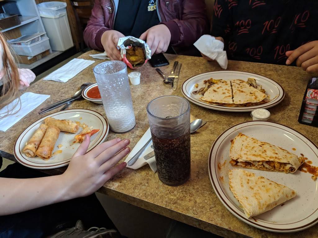 Sams Diner | restaurant | 55 Public Square, Holley, NY 14470, USA | 5856388722 OR +1 585-638-8722