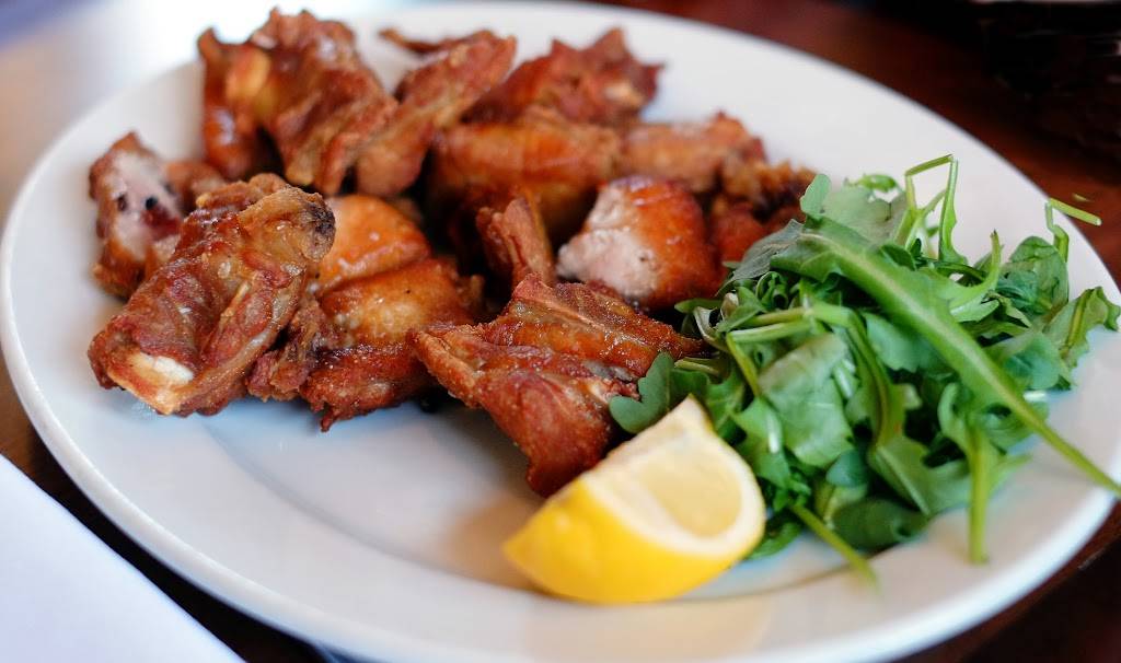 Lowville Bistro | restaurant | 6179 Guelph Line, Burlington, ON L7P 0A6, Canada | 9053350750 OR +1 905-335-0750