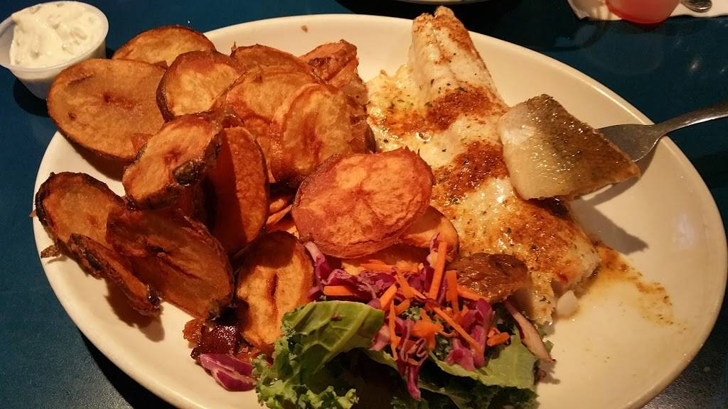 Blue Lantern Steak & Seafood | restaurant | 928 E McKinley Ave, Mishawaka, IN 46545, USA | 5742552005 OR +1 574-255-2005