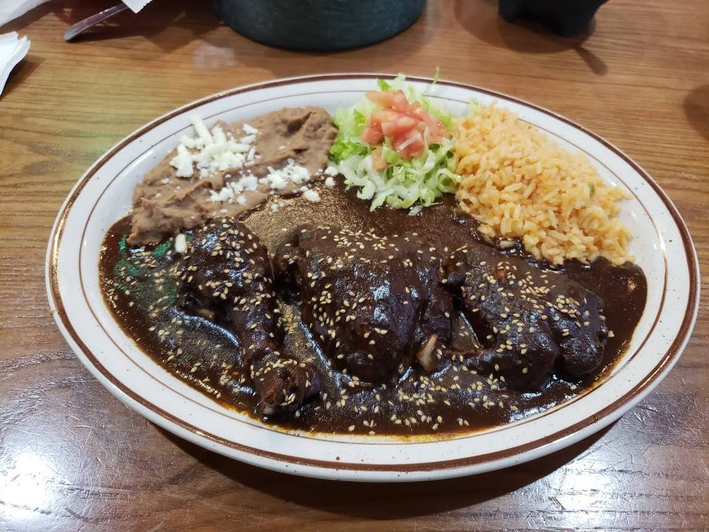 Rams Mexican Restaurant | restaurant | 2302 S Blue Island Ave, Chicago, IL 60608, USA | 7738237159 OR +1 773-823-7159