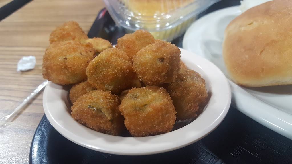 Lercys Diner West | restaurant | 1419 N Main St, Mont Belvieu, TX 77520, USA | 2815766975 OR +1 281-576-6975