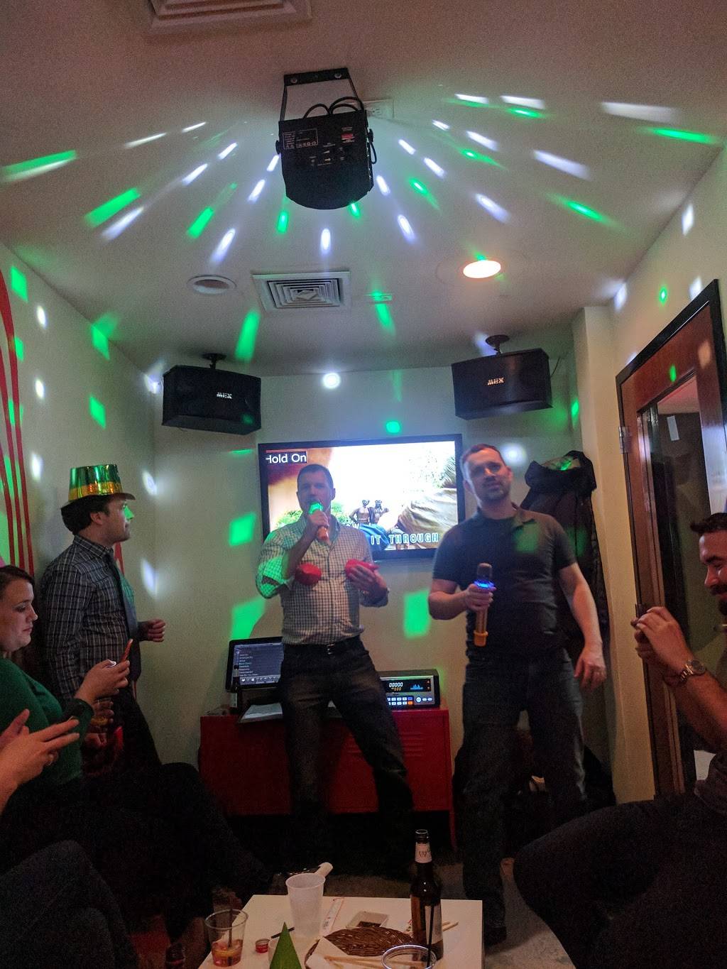 Muzette | night club | 2305 18th St NW, Washington, DC 20009, USA | 2027582971 OR +1 202-758-2971