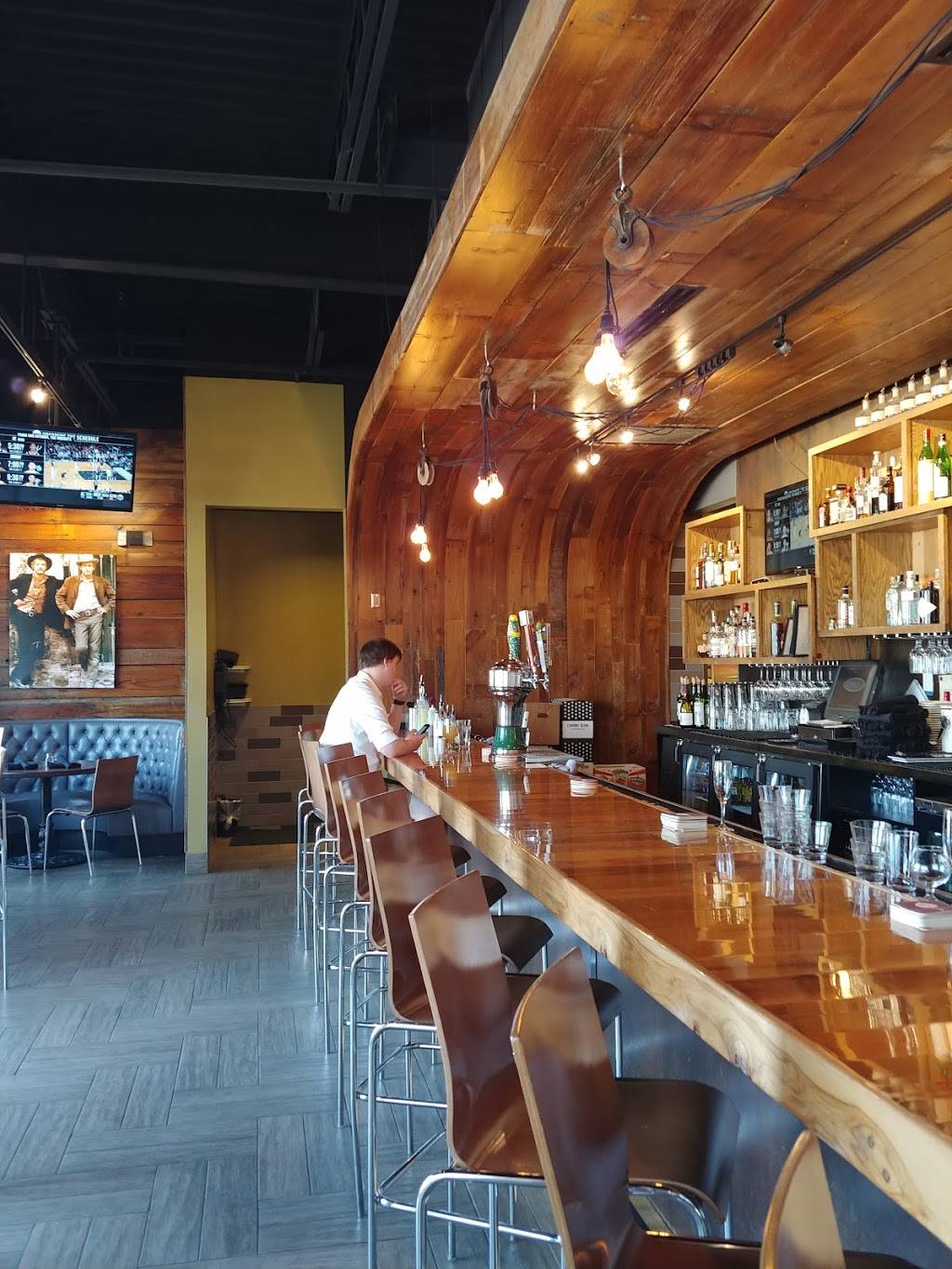 Eatery A | restaurant | 2932 Ingersoll Ave, Des Moines, IA 50312, USA | 5152828085 OR +1 515-282-8085