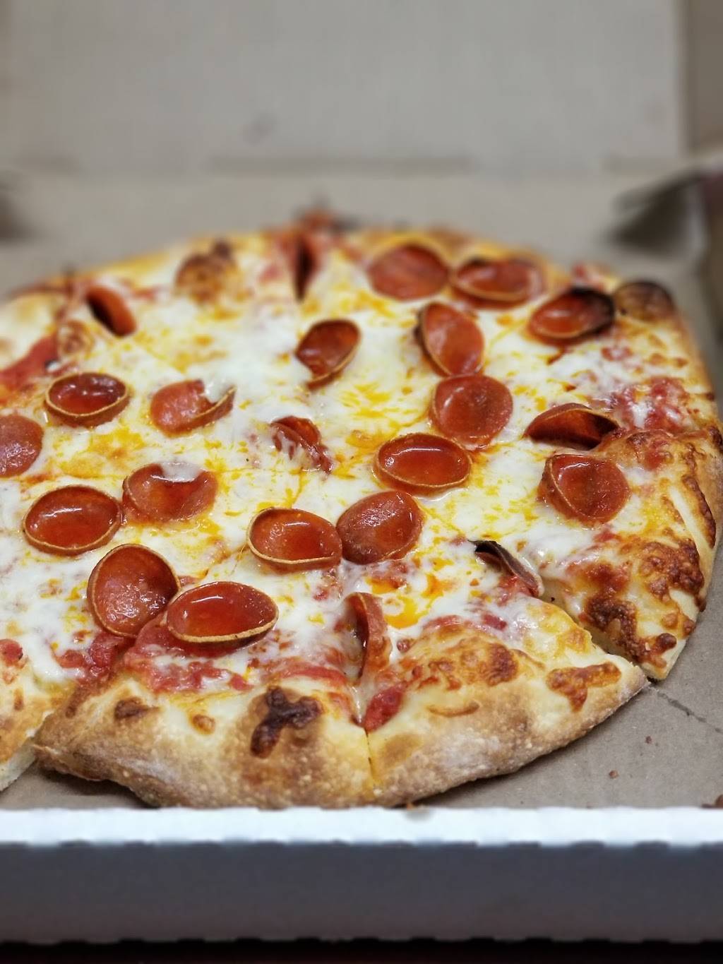 Jays Pizza | restaurant | 2412 Garfield Ave S, Monterey Park, CA 91754, USA | 3237244324 OR +1 323-724-4324