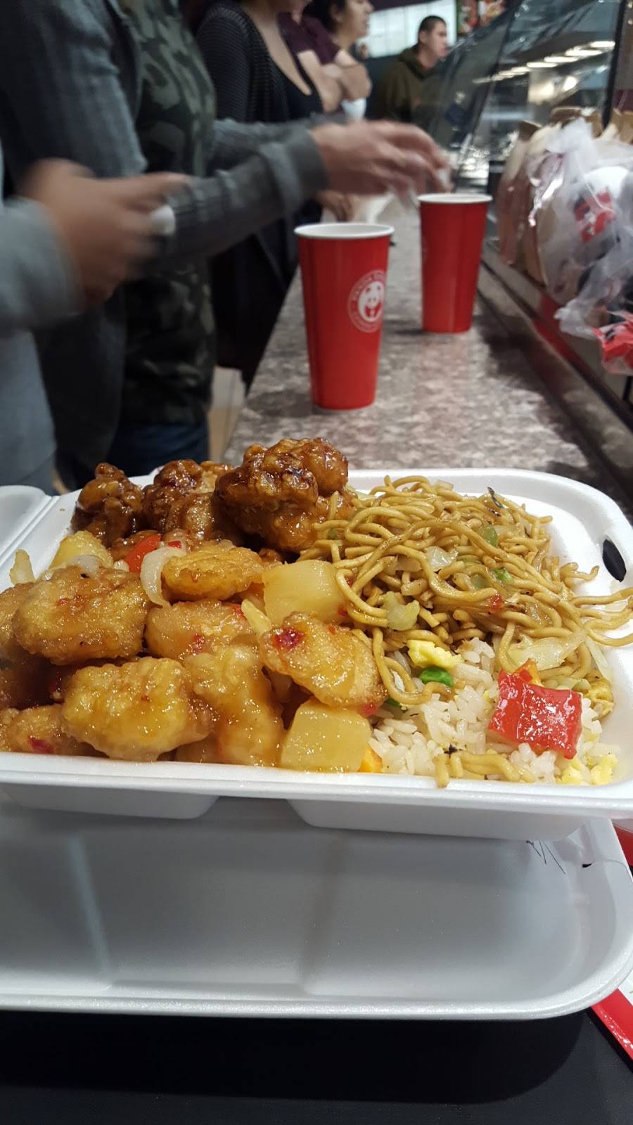 Panda Express | meal takeaway | 7000 Eastern Ave, Bell Gardens, CA 90201, USA | 3235622227 OR +1 323-562-2227