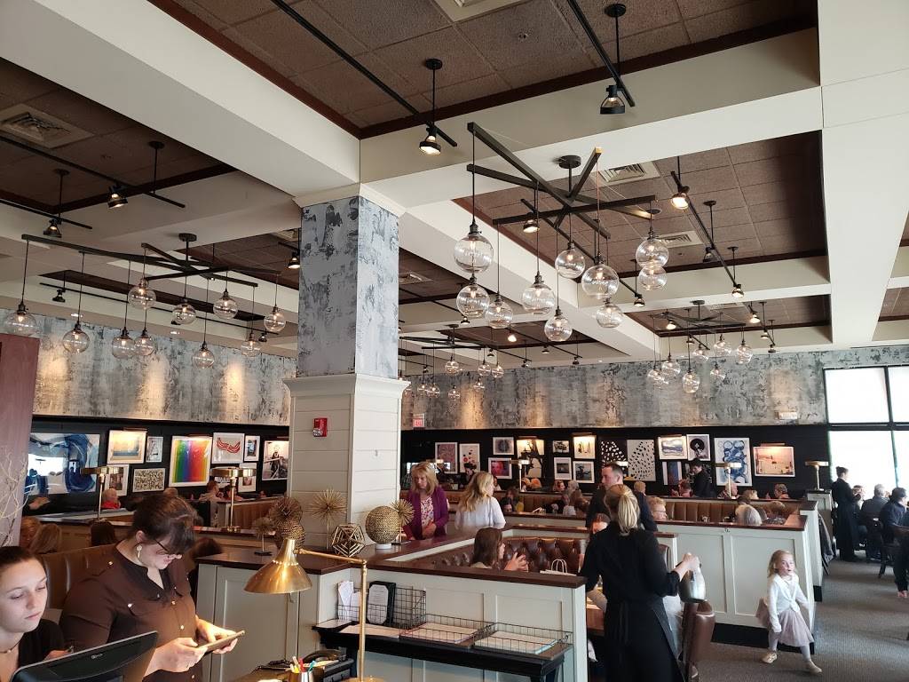 Burtons Grill | restaurant | 94 Derby St #279, Hingham, MA 02043, USA | 7817491007 OR +1 781-749-1007