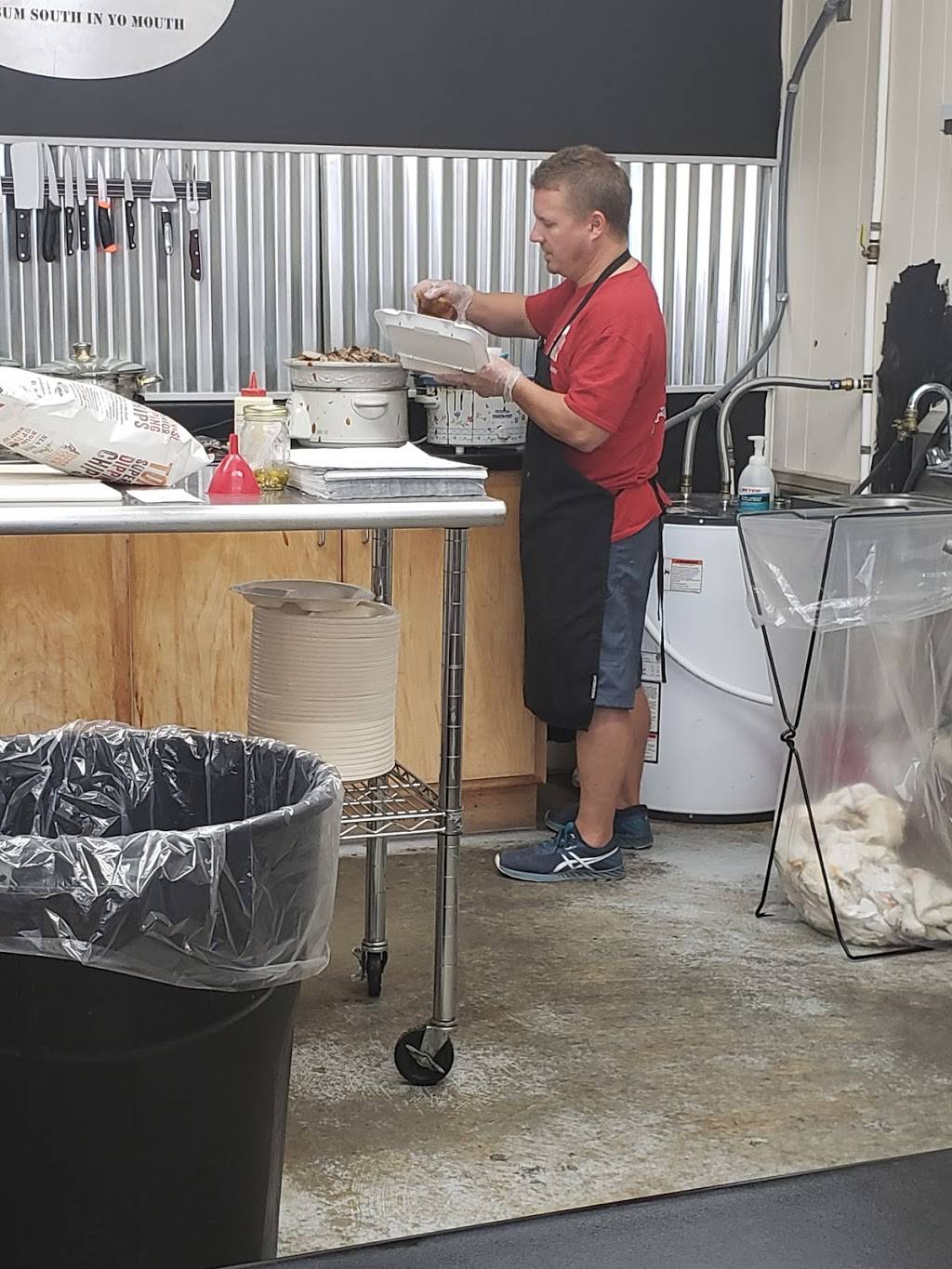 Deep South BBQ And Soul Food | restaurant | 69005 Main St S, Blountsville, AL 35031, USA | 2054294226 OR +1 205-429-4226