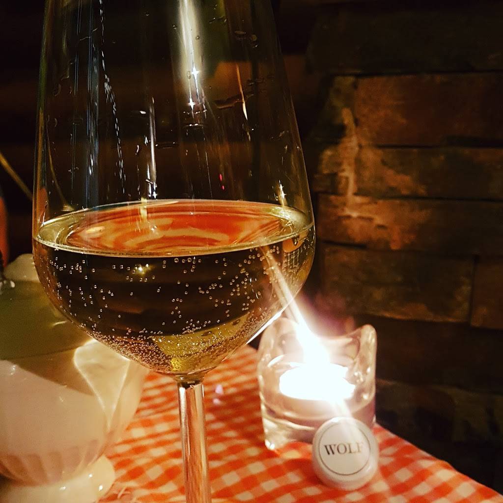 Davidsons Country Dining | restaurant | 73 Big Bay Point Rd, Innisfil, ON L9S 2V7, Canada | 7054361476 OR +1 705-436-1476