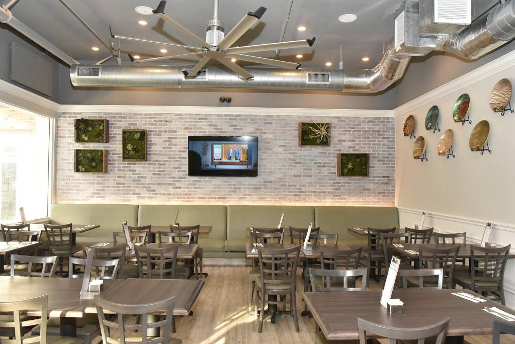 The Broken Yolk Cafe | restaurant | 2462 Del Mar Heights Rd, Del Mar, CA 92014, USA | 8585099655 OR +1 858-509-9655