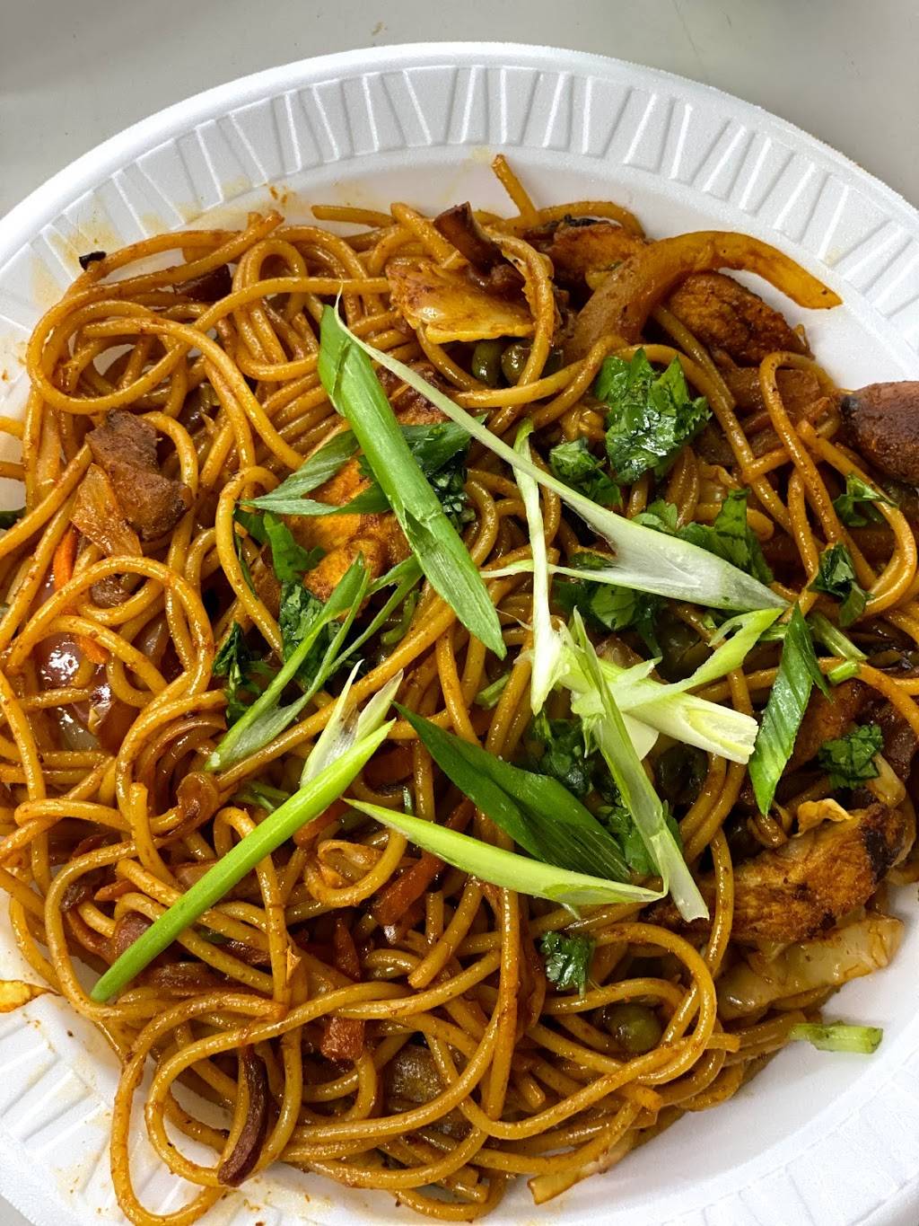 Mavericks Momo Café | restaurant | 621 Woodcrest Ln, Arlington, TX 76010, USA | 6822416228 OR +1 682-241-6228