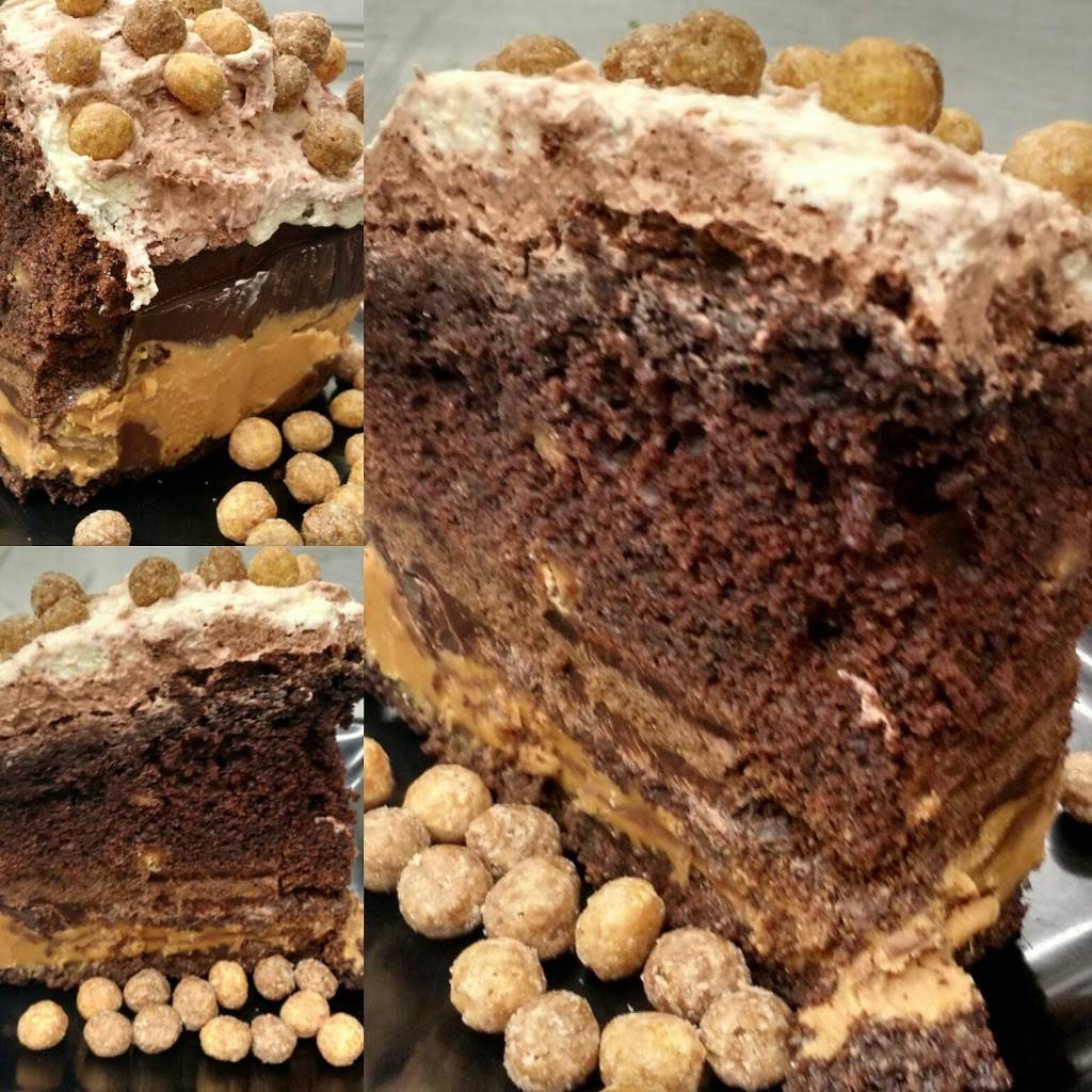 Triple Cats Bar and Grille | restaurant | 1151 Harrison Ave, Harrison, OH 45030, USA | 5132021180 OR +1 513-202-1180