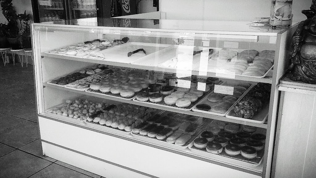 Tommys Donuts | bakery | 2608 Old Iowa Park Rd, Wichita Falls, TX 76306, USA | 9403228024 OR +1 940-322-8024