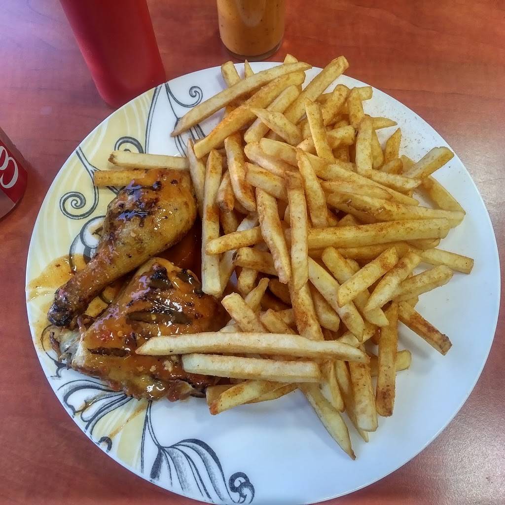 Chick Fiesta | restaurant | 699 Markham Rd #1, Scarborough, ON M1H 2R5, Canada | 4164395300 OR +1 416-439-5300