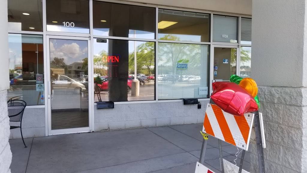 Taqueria | restaurant | 15 Commerce Dr, Grayslake, IL 60030, USA | 8477528107 OR +1 847-752-8107