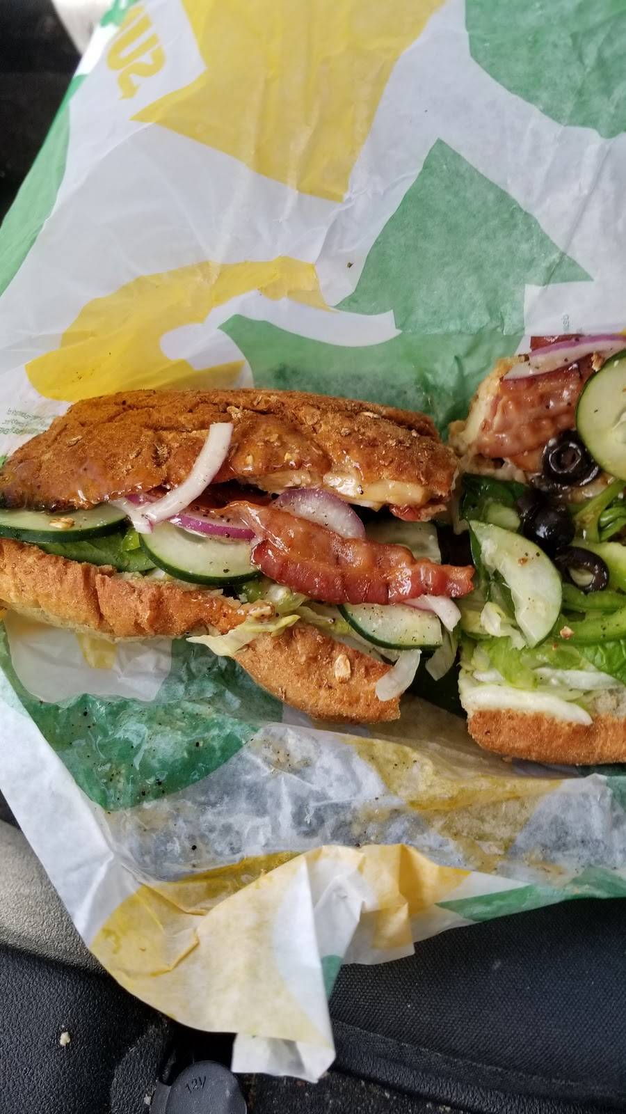 Subway | restaurant | Winchells Donuts/Subway, 600 E Warm Springs Rd #110, Las Vegas, NV 89119, USA | 7029142478 OR +1 702-914-2478