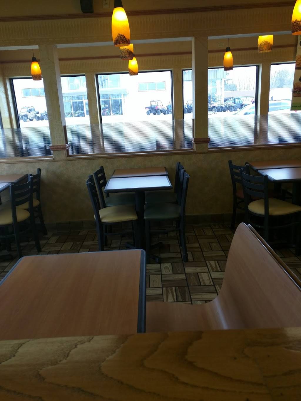 Subway | restaurant | 1320 E Main St, Reedsburg, WI 53959, USA | 6085243666 OR +1 608-524-3666