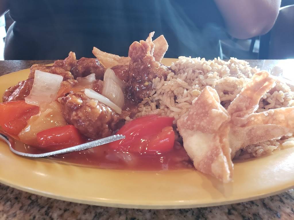 Wok Inn Asian Cafe | restaurant | 5835 Culebra Rd #107, San Antonio, TX 78228, USA | 2109995160 OR +1 210-999-5160