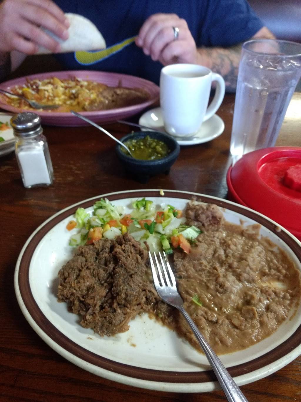 Dos Panchas | restaurant | 103 Broad St, Mesquite, TX 75149, USA | 9722859199 OR +1 972-285-9199