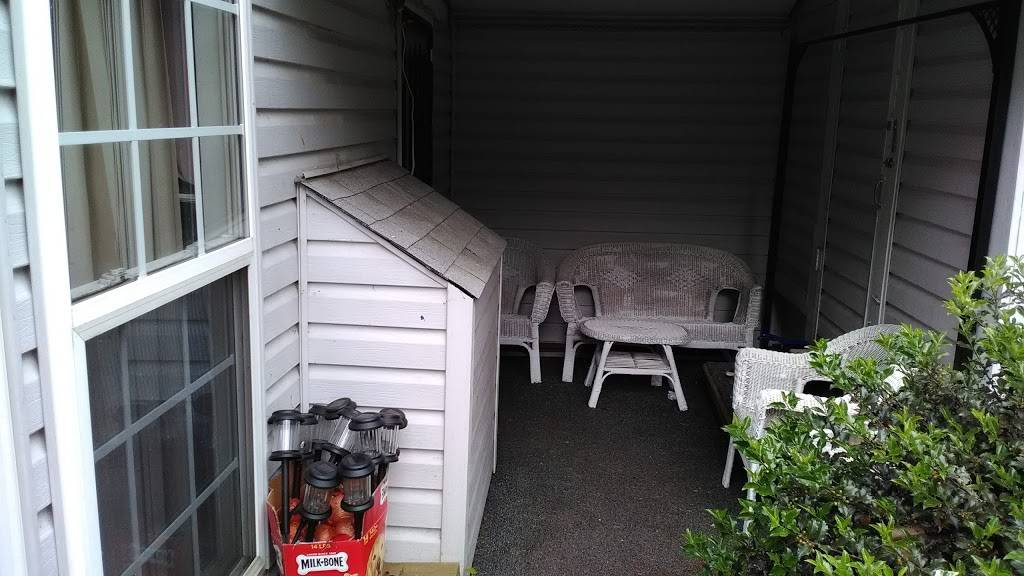 Dairy Queen | restaurant | 400 3rd St, Wellsville, OH 43968, USA | 3305322343 OR +1 330-532-2343