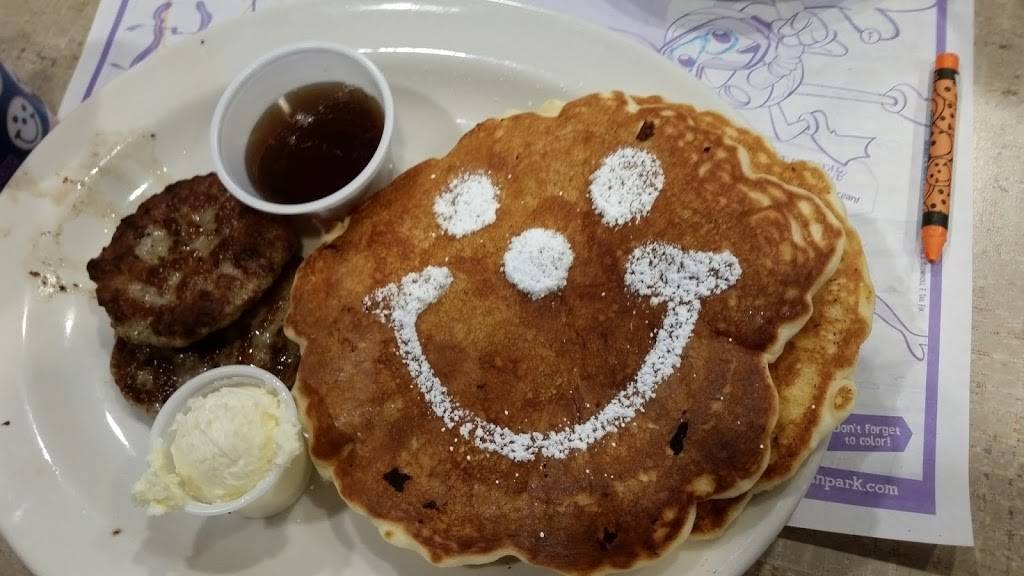 Eatn Park | restaurant | 2675 Oakland Ave, Indiana, PA 15701, USA | 7244652301 OR +1 724-465-2301