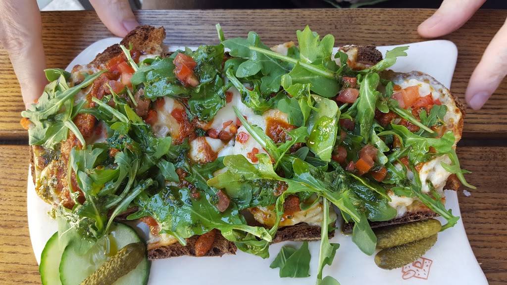 Le Pain Quotidien | restaurant | 316 Santa Monica Blvd, Santa Monica, CA 90401, USA | 3103936800 OR +1 310-393-6800